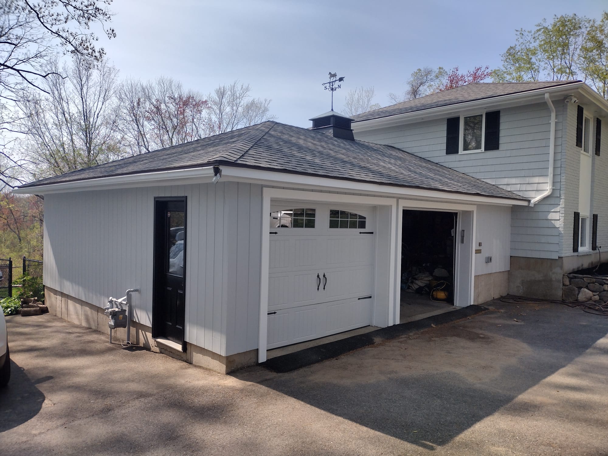 Depois – Pintura Externa Completa e Janelas em Newton, MA